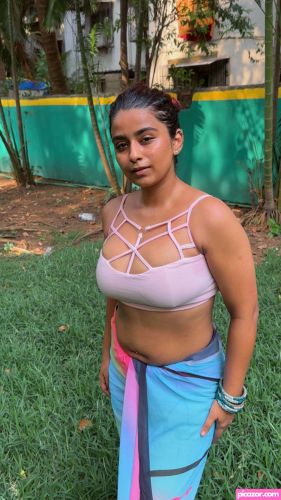 SUHANA KHAN - Image
