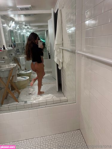 Angie Varona - Image