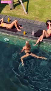 emily-feld video #961 photo n 961