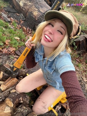 belle-delphine-1 photo #13477 photo n 13477