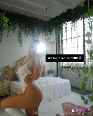 Tana Mongeau N35