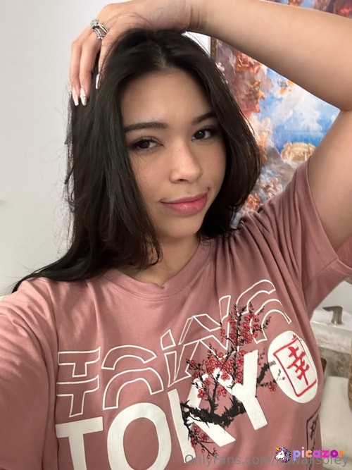 Aishah Sofey - Image