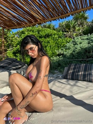 mia-khalifa photo #1764 photo n 1764