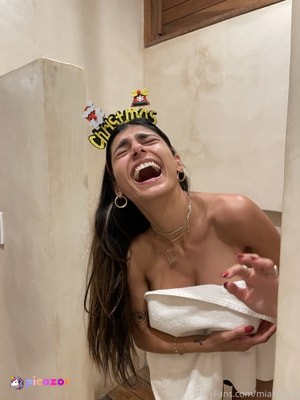 mia-khalifa photo #1936 photo n 1936