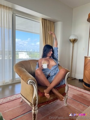 mia-khalifa photo #1715 photo n 1715