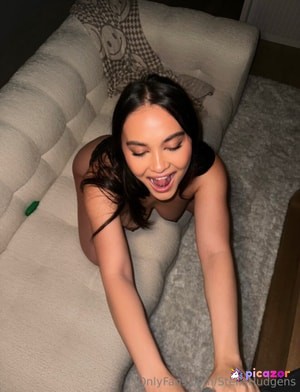 stella-hudgens-5 photo #817 photo n 817