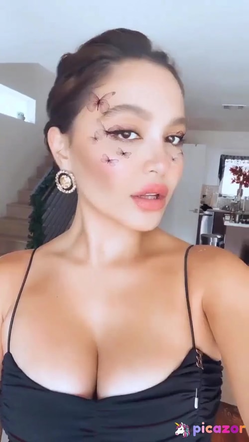 Stella Hudgens - Image