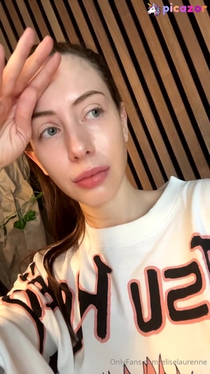 Elise Laurenne - Thumb