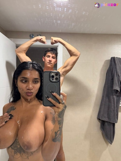 Yasmina Khan - Image