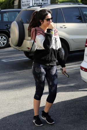 camila-cabello-1 photo #383 photo n 383