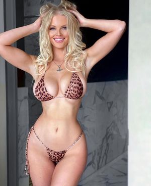 zienna-eve-1 photo #24 photo n 24