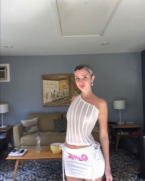 daisy-delancey-1 photo #1 photo n 1