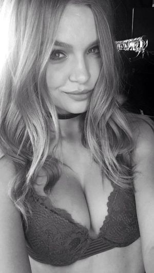 josephine-skriver-1 photo #453 photo n 453