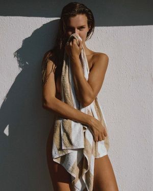 josephine-skriver-1 photo #743 photo n 743