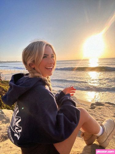Emily Elizabeth  - Image