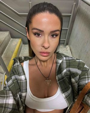 Lacey Montgomery N7