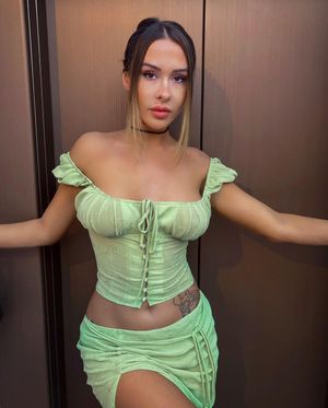 Lacey Montgomery N2