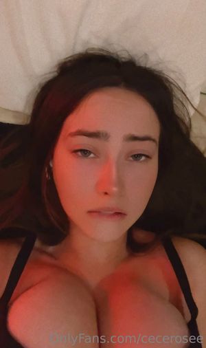 Cecilia Rose - Thumb