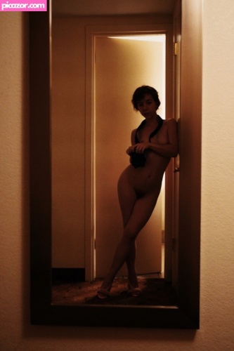 Liv Sage - Image