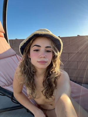 Jameliz - Thumb