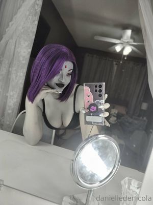 Danielle DeNicola - Thumb