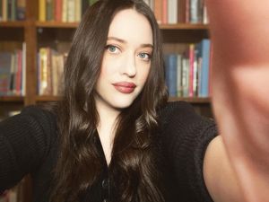 Kat Dennings N8