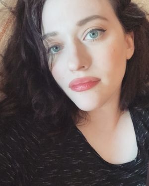 Kat Dennings N6