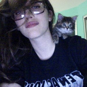Kat Dennings N5