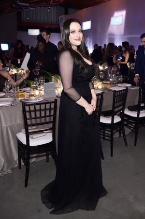 Kat Dennings N4