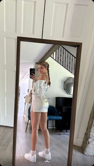 Hannah Stocking N38