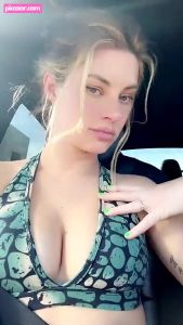 Hannah Stocking N83