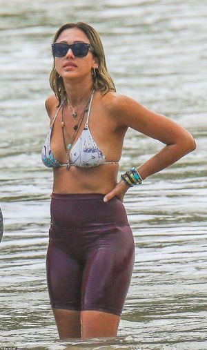 Jessica Alba N7