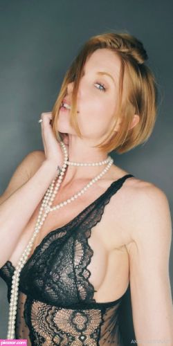 AKGINGERSNAPS  - Image