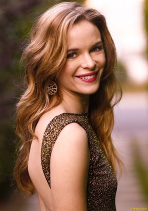 danielle-panabaker-1 photo #32 photo n 32