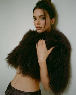 Kendall Jenner N69