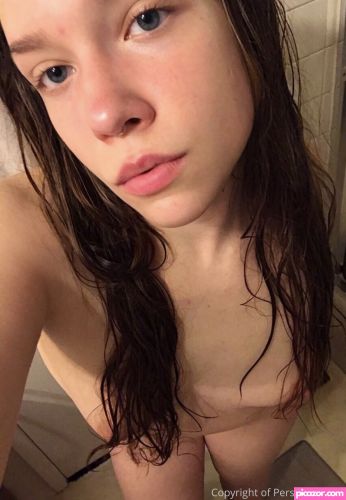 Persia Lourdes - Image