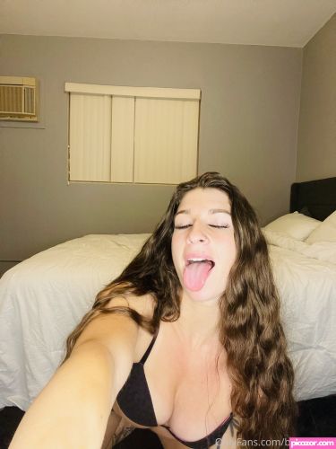 baddiebbri  - Image
