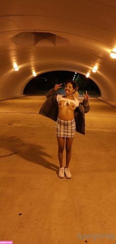 luvrynnie  - Image