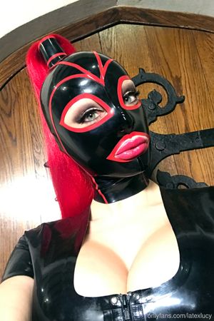 latex-lucy-1 photo #48 photo n 48