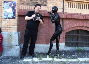 latex-lucy-1 photo #3 photo n 3