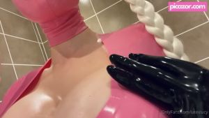 latex-lucy-1 video #82 photo n 82