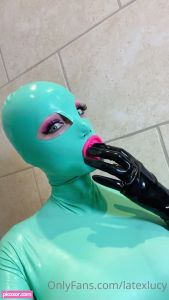 latex-lucy-1 video #88 photo n 88