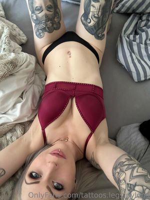 tattoos-legs-nylons-1 photo #114 photo n 114