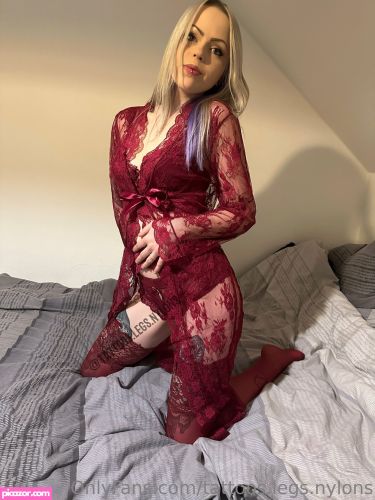 tattoos legs nylons - Image