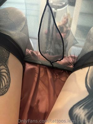 tattoos-legs-nylons-1 photo #142 photo n 142
