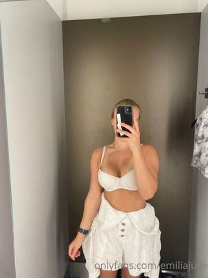 emiliajulie  N5