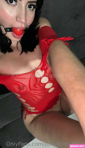 XIOMARAECHAVARRIA  - Image