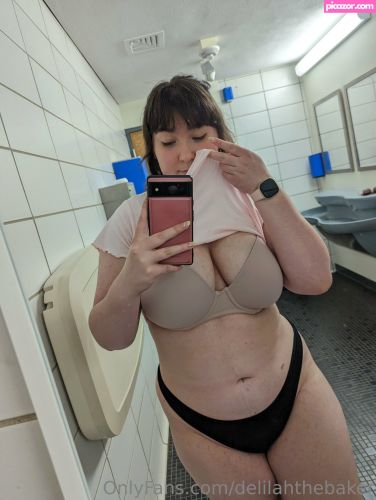 DelilahTheBaker  - Image