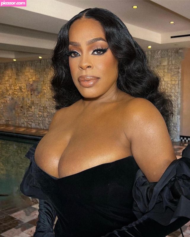 Niecy Nash N75