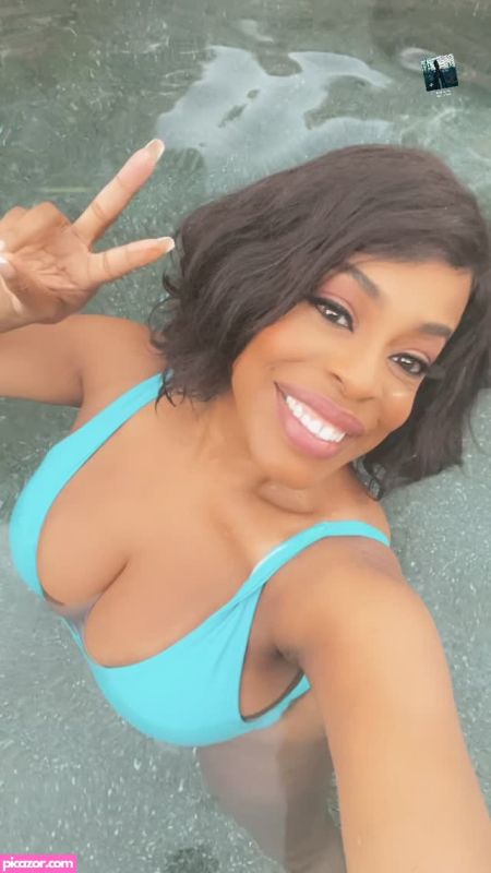 Niecy Nash N15